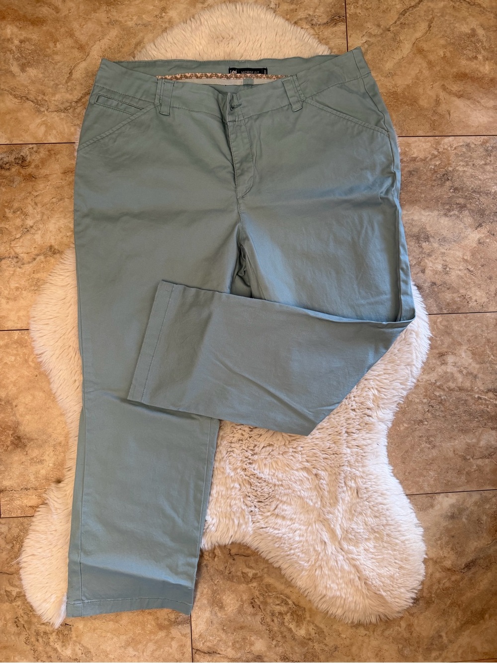 Lee Men's Sage Green Chino Pants
